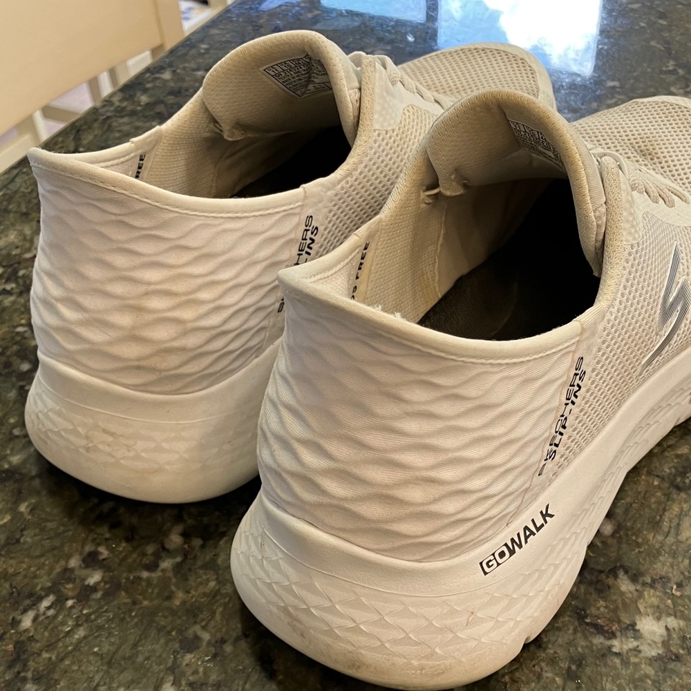 Skechers GOwalk Slip-On Sneakers - Picture 4 of 10
